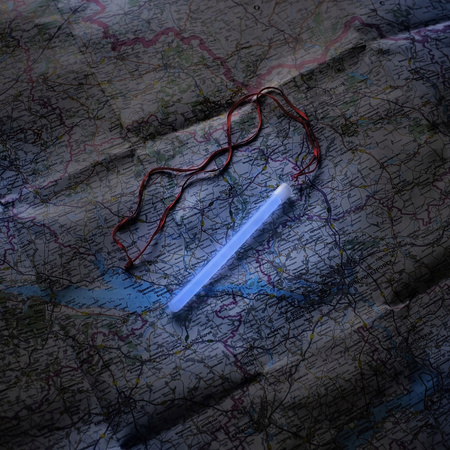 ŚWIATŁO CHEMICZNE ŚWIETLIK LIGHTSTICK GLOWSTICK M-TAC 15CM 24H NIEBIESKIE